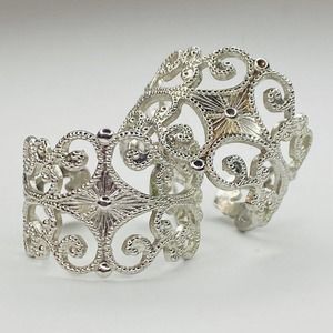 Sara Coventry Filigree Hoop Silver Tone Pierced Earrings Open Signed Vintage